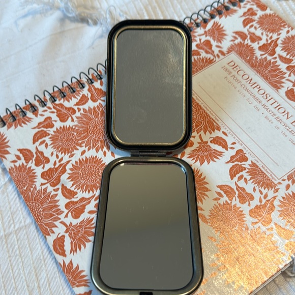 Mirror - Picture 2 of 2